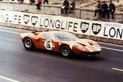 FordGT_Heritage_1966_01.jpg