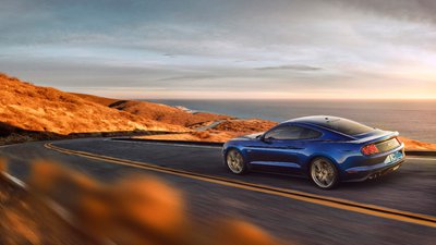 New-Ford-Mustang-V8-GT-with-Performace-Pack-in-Kona-Blue-1.jpg