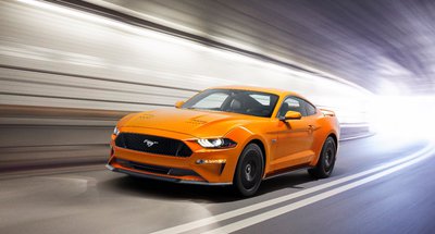 New-Ford-Mustang-V8-GT-with-Performace-Pack-in-Orange-Fury-1.jpg