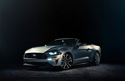 Ford-Mustang-GT-Convertible-Ingot-Silver.jpg