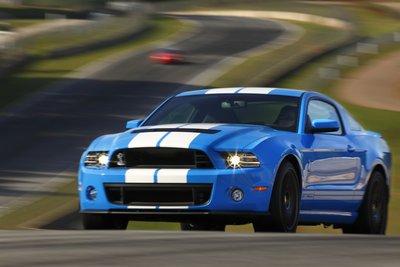 13ShelbyGT500_RA06.jpg